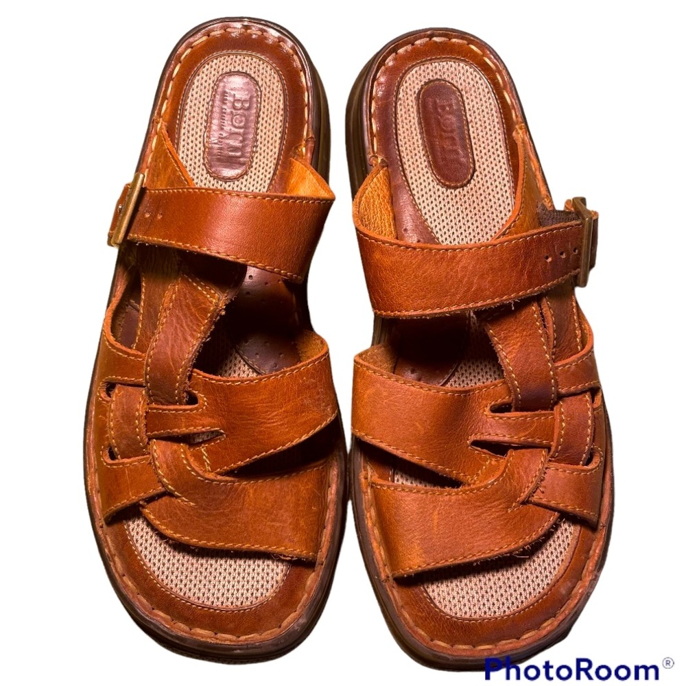 Born Men's leather slip-on sandals size 10 summer sandal